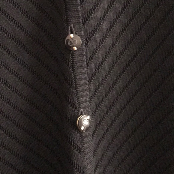 Escada sweater set - Picture 4 of 4